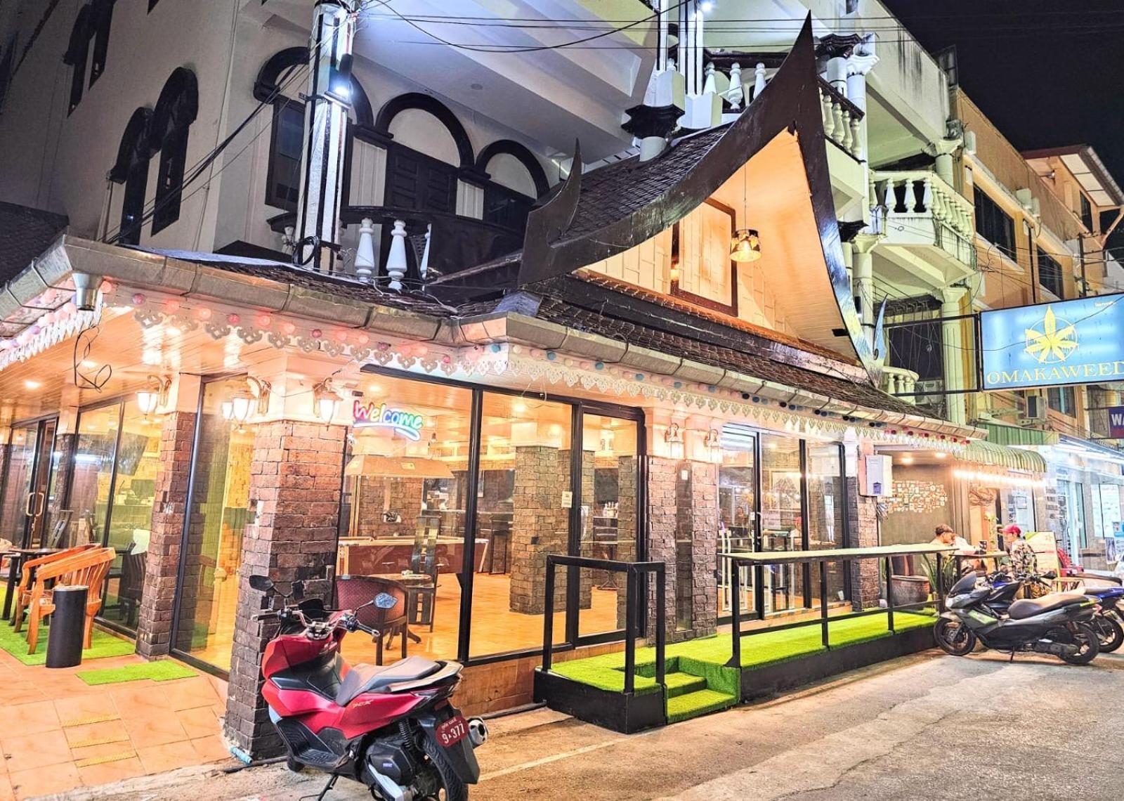 Patong Rockshore Exterior photo